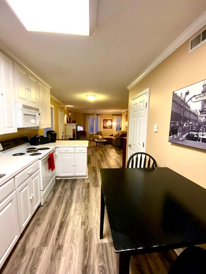 Trendy 2Bed 2 Bath Villa In The Village With King Bed Raleigh Luaran gambar