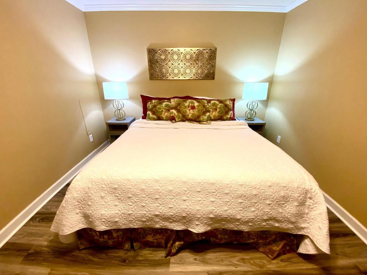 Trendy 2Bed 2 Bath Villa In The Village With King Bed Raleigh Luaran gambar